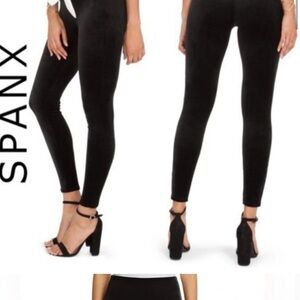 SPANX Classic Black Leggings